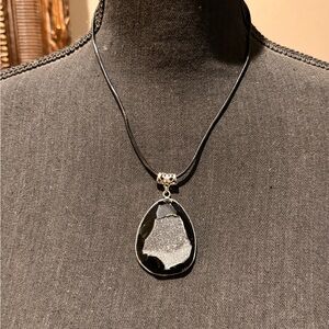 Saks Fifth Avenue Black Teardrop Necklace